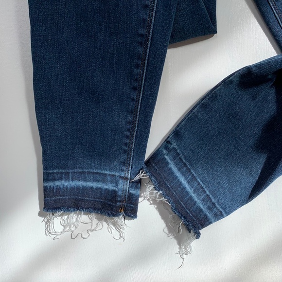 Spanx Womens Skinny Jeans Sz Small Wash Distressed Blue Ankle Stretchy Travel - Picture 7 of 15